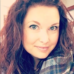 Meet your Posher, Carole